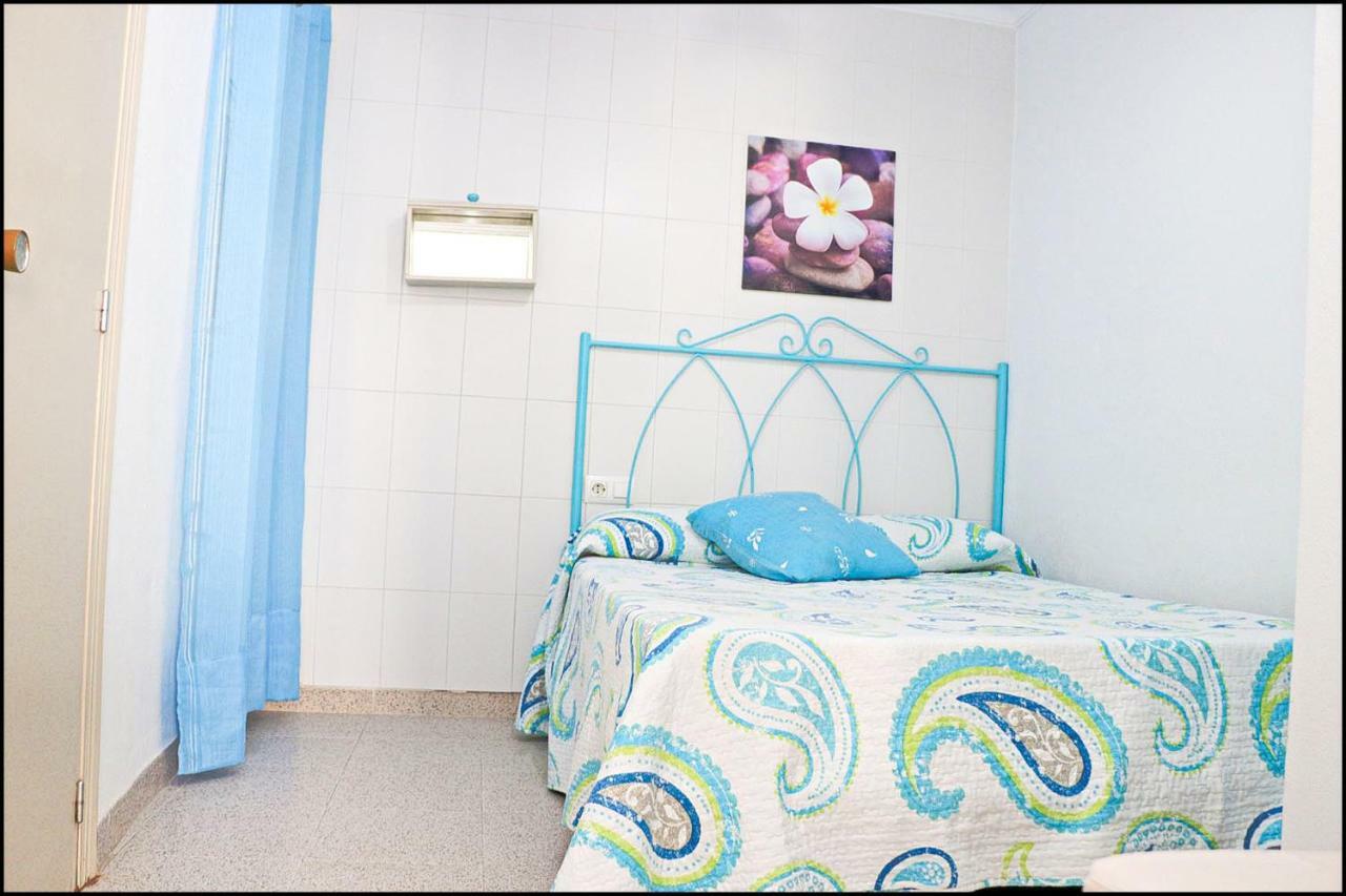 Apartamento luminoso con WiFi Conil De La Frontera Exterior foto